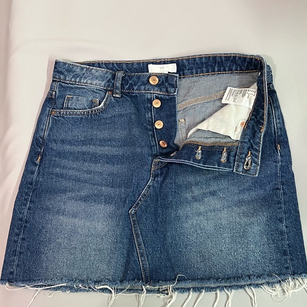 H&M Denim Skirt ||Size US 4 ||EUR 36